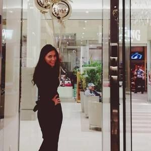 Meet your Posher, Michelle